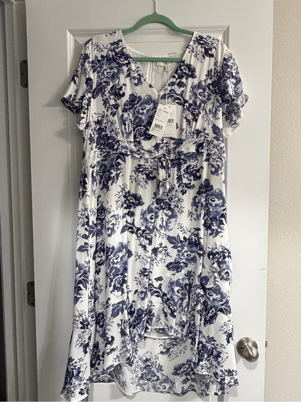 Ripe Floral Maternity Dress - XL 💙 NWT